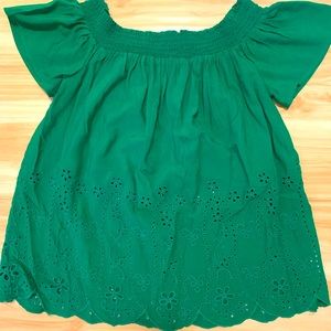 •Old Navy• Off the Shoulder Top